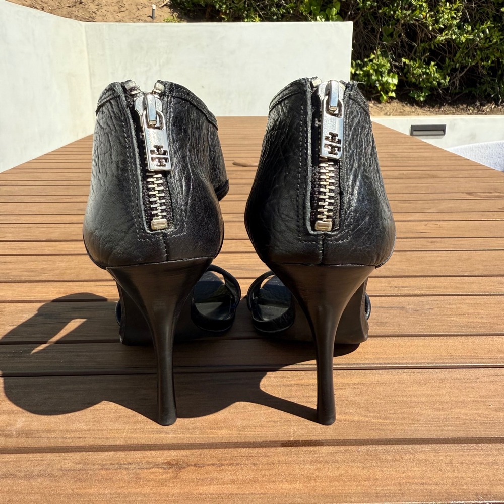 Tory Burch Heels Black Size 7.5 Torben Tumbled Rhino Leather Peep Toe‎ - Picture 6 of 11
